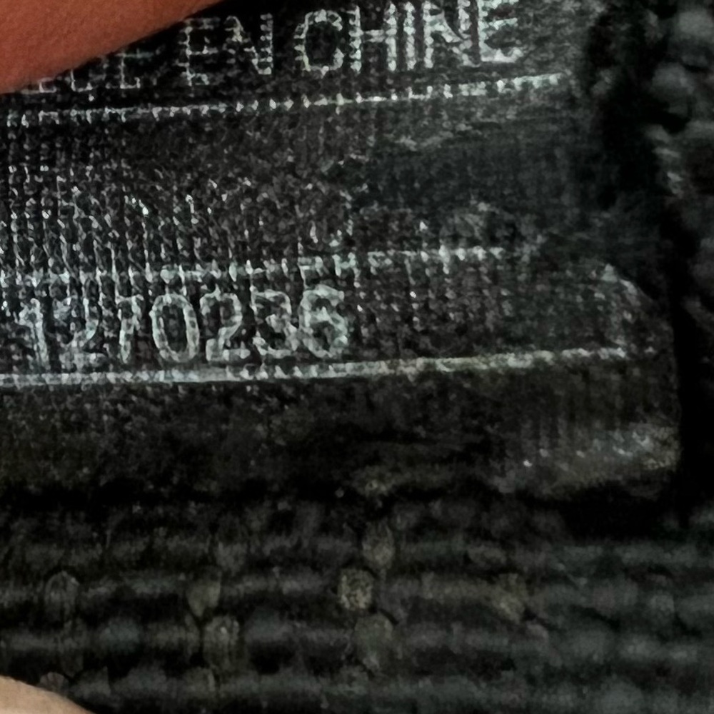 Chaco rainbow orange toe loop active sports waterproof outdoor river sandals - Picture 12 of 12